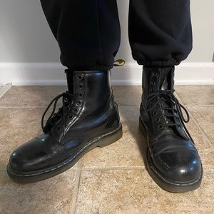 Black 8 Eye Doc Martens 1460 Smooth Leather